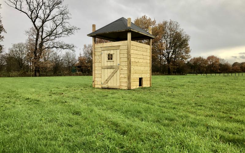 Kippenhok Hooiberg geitenhok Kwaliteits dierenverblijven van der Land