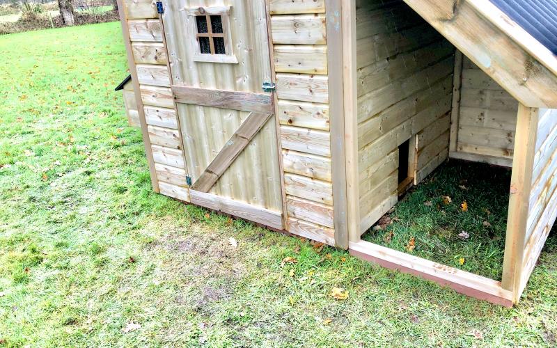Kippenhok Geitenhok/schapenhok/kippenhok Kwaliteits dierenverblijven van der Land