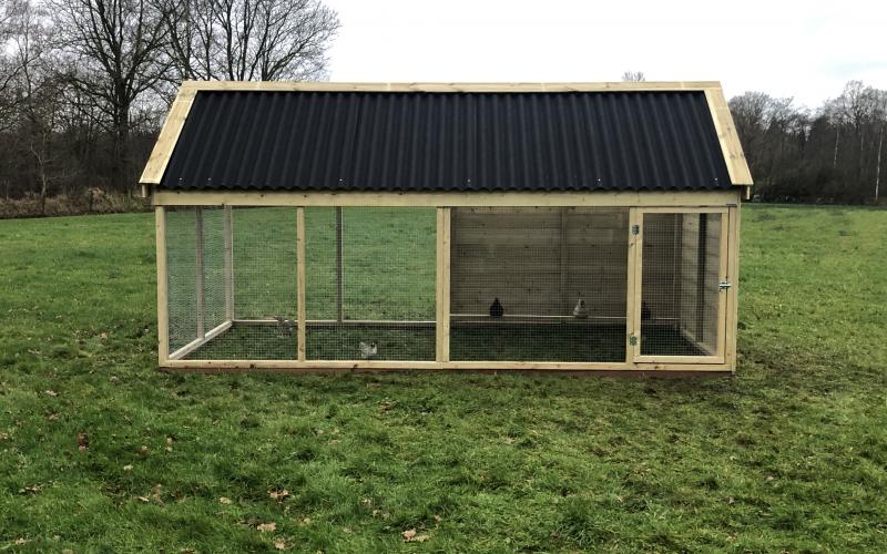 Kippenhok Kippenren Kwaliteits dierenverblijven van der Land