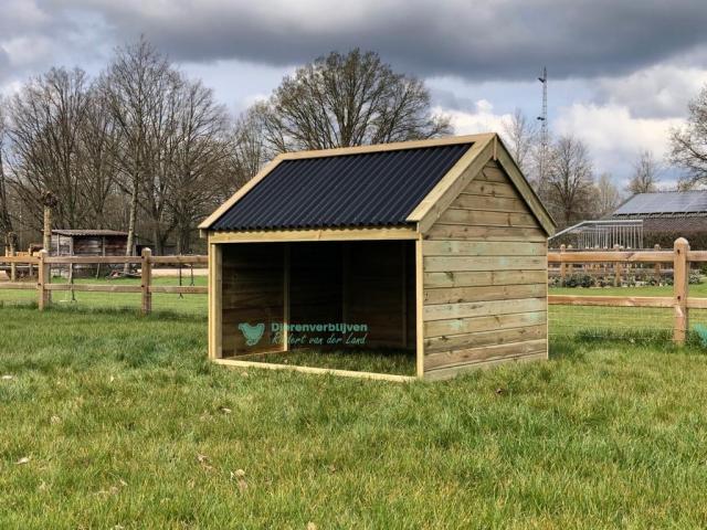 Dierenverblijven van der land Schuilhok type A